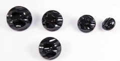 Button with folded pattern, shiny, with bottom stitching - black - diameter 2,4 cm