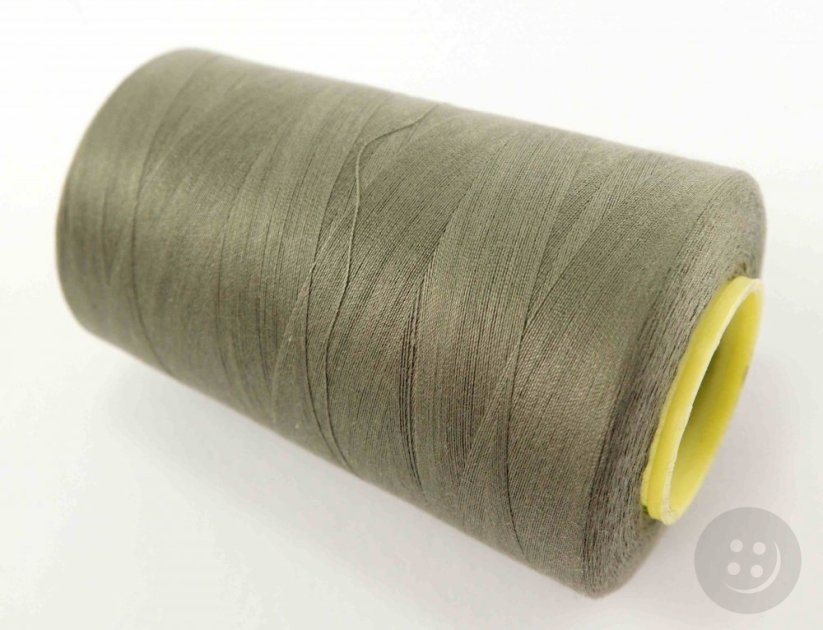 Polyester thread - 4572 m