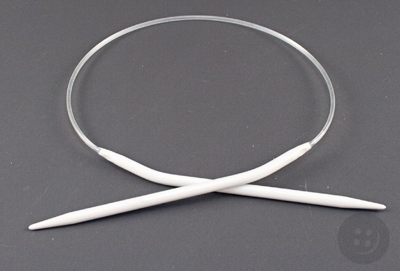 Circular needles with a string length of 40 cm - size 4