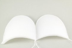 Wrapped shoulder pads - white - diameters 10 cm x 9.5 cm