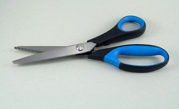 Pinking Shears - Color - Silver