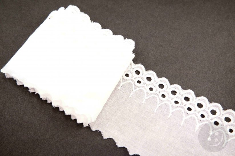 Madeira cotton lace - broken white - width 8 cm