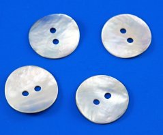 Perleťový gombík - priemer 1,7 cm
