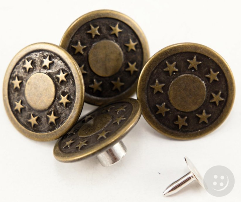 Striking button with stars - old brass - diameter 1.7 cm
