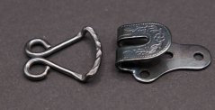 Kalhotový háček - tmavý nikl - 2,5 x 1,7 cm