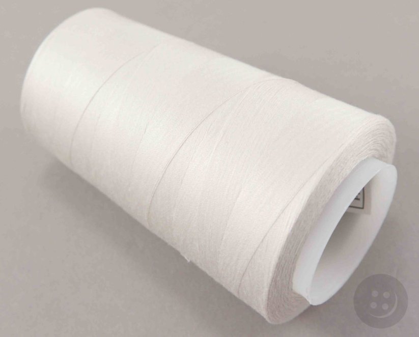 Polyester thread - 4572 m