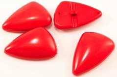 Plastic shank triangular button - red - dimensions 4 cm x 3.5 cm