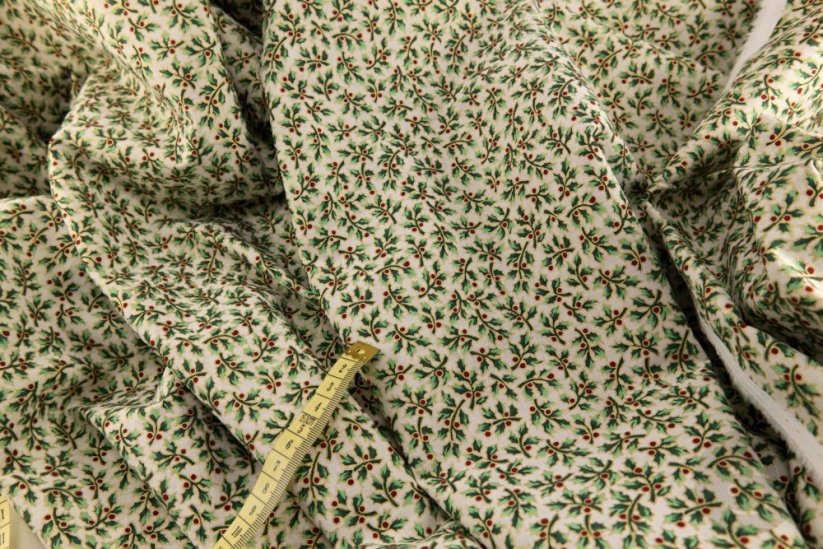 Bavlněné plátno - cesmína se zlatem na smetanovém podkladu - šířka 140 cm