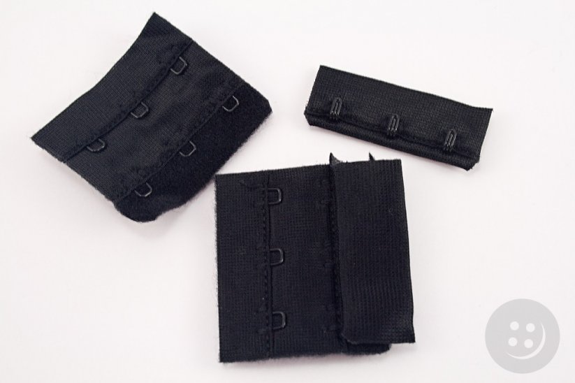 Sew-on bra extender - black - length 4,5 cm - hook spacing 1.8 cm