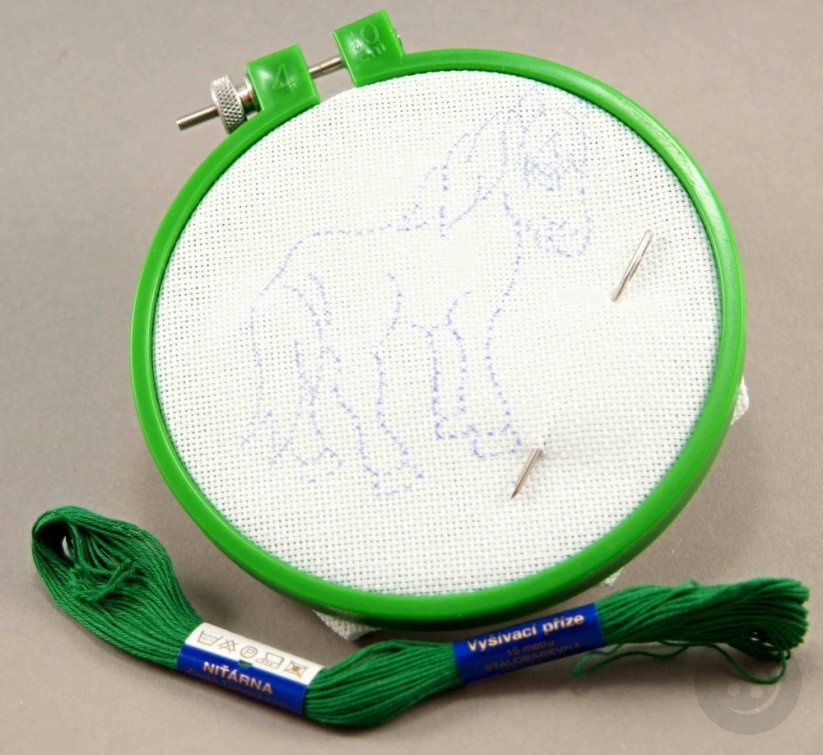 Embroidery pattern for children - foal - diameter 10 cm