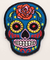 Nažehlovací záplata - Mexická lebka - Día de Muertos - tyrkysově modrá - rozměr 5,5 cm x 5 cm