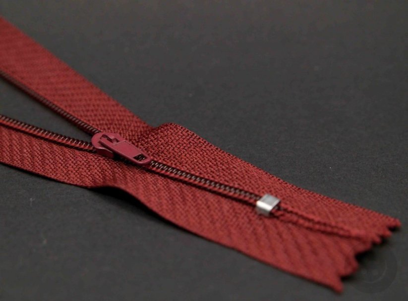 Nedělitelný jemný plastový spirálový zip (velikost číslo 3) různé barvy - délka 12 cm - 60 cm