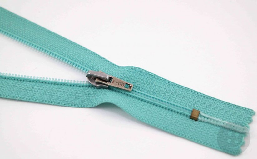 Nedělitelný jemný plastový spirálový zip (velikost číslo 3) různé barvy - délka 12 cm - 60 cm