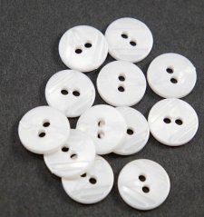 Lochknopf - weiße Perle - Durchmesser 1,5 cm