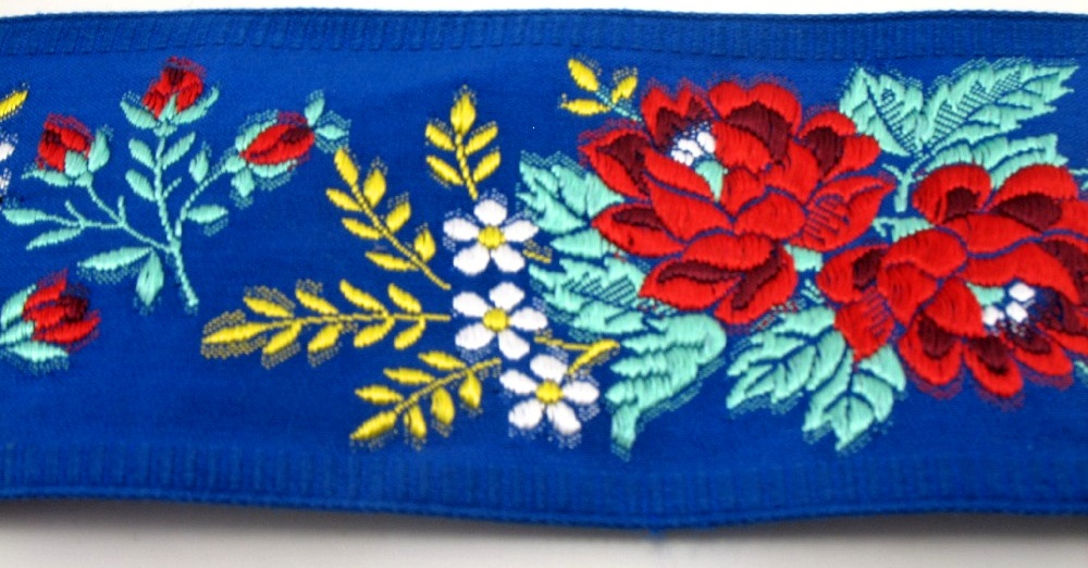 Krojové stuhy - Materiál - 100 % Polyester