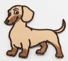 Nažehlovací záplata - béžový jezevčík - rozměr 7 cm x 6,5 cm