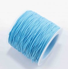 Farebná šnúrka na navliekanie - svetlo modrá - priemer 0,1 cm