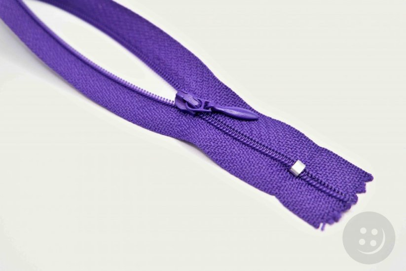Nedělitelný jemný plastový spirálový zip (velikost číslo 3) různé barvy - délka 12 cm - 60 cm