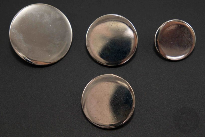 Metal button - silver - diameter 2,3 cm