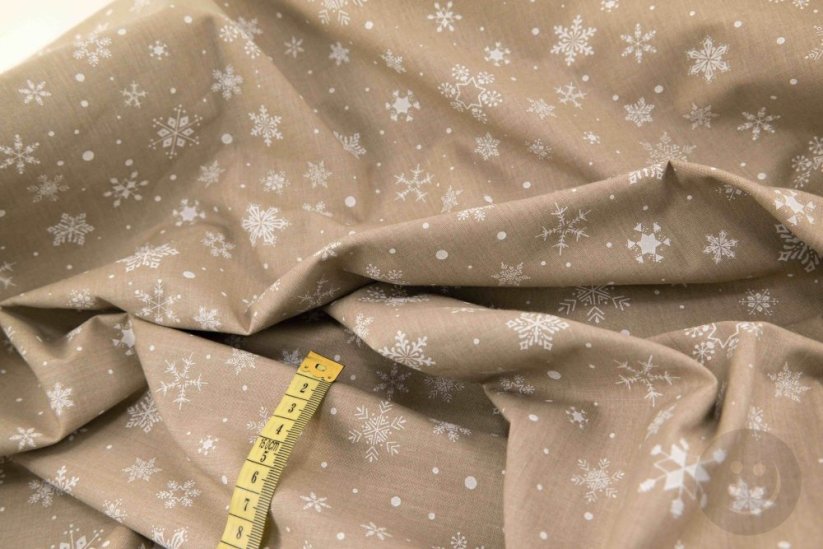 Bavlněné plátno - bílé vločky na režném podkladu - šířka 150 cm