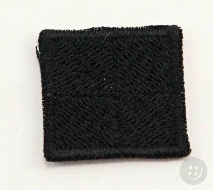 Nažehľovacia záplata - štvorček - čierna - rozmer 2,5 cm x 2,5 cm
