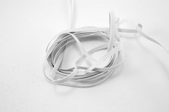 Flat elastics - white - width 0.4 cm