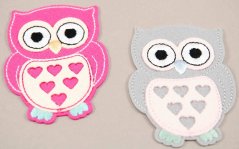 Iron-on patch - owl with hearts - dimensions 7.5 cm x 6 cm - pink, gray
