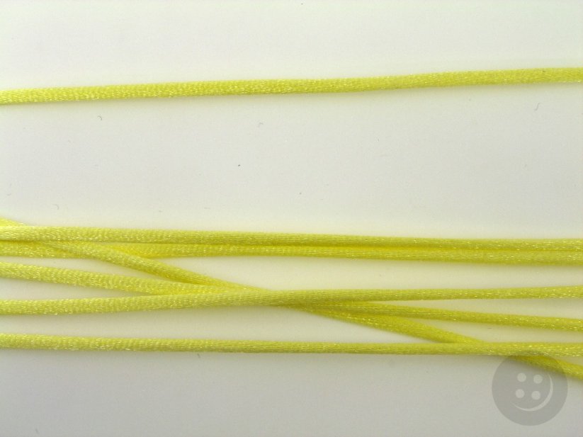 Saténová šňůra - světle žlutá - průměr 0,2 cm