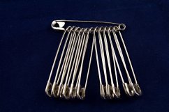 Stříbrné spínací špendlíky č. 4 - 12 ks - rozměr 1 cm x 5,6 cm