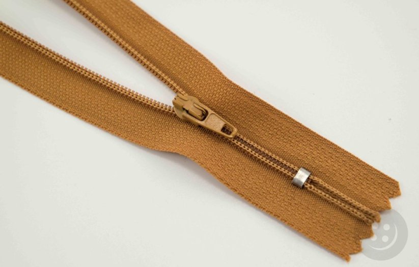 Nedělitelný jemný plastový spirálový zip (velikost číslo 3) různé barvy - délka 12 cm - 60 cm