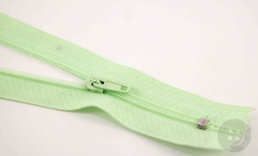 Nedělitelný jemný plastový spirálový zip (velikost číslo 3) různé barvy - délka 12 cm - 60 cm