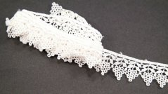 Guipure lace trim - white - width 2,5 cm