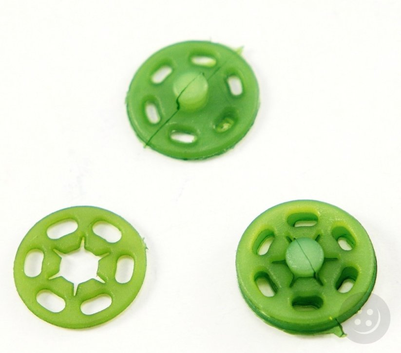 Plastový patentiek - zelená - priemer 1,5 cm