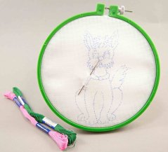Embroidery pattern for children - dog sitting - diameter 15 cm