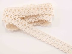 Bavlnená paličkovaná čipka - jemné zúbky - smotanová - šírka 1,5 cm