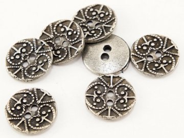 Metal buttons