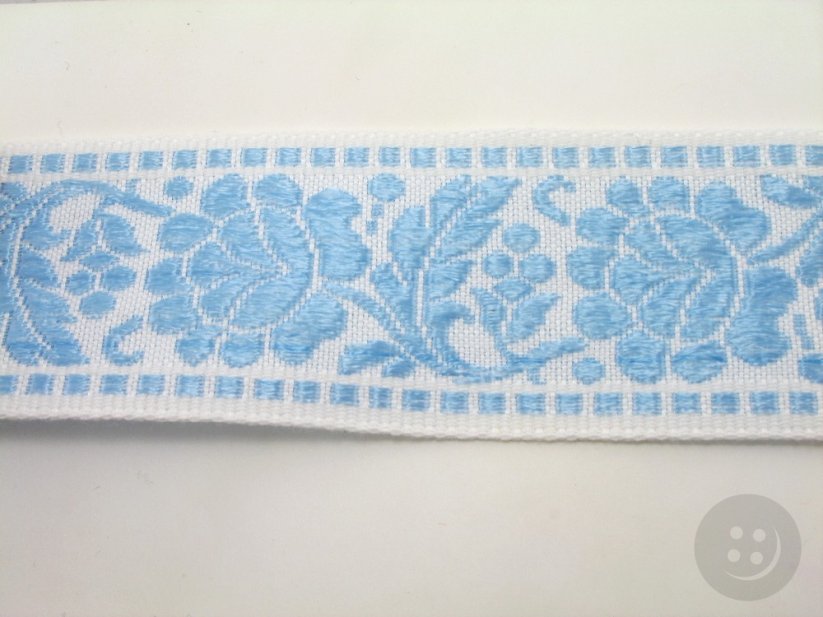 Povijanová stuha s kvetinkami - bielá, modrá - šírka 4,2 cm