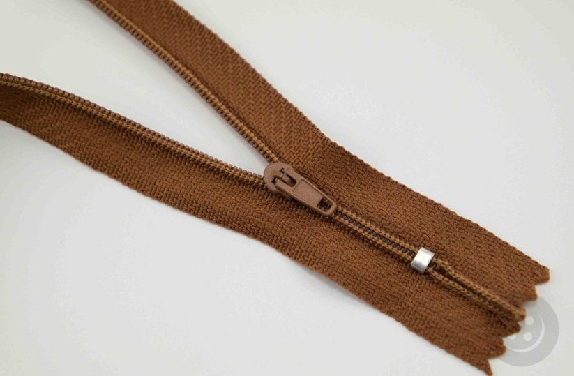 Nedělitelný jemný plastový spirálový zip (velikost číslo 3) různé barvy - délka 12 cm - 60 cm